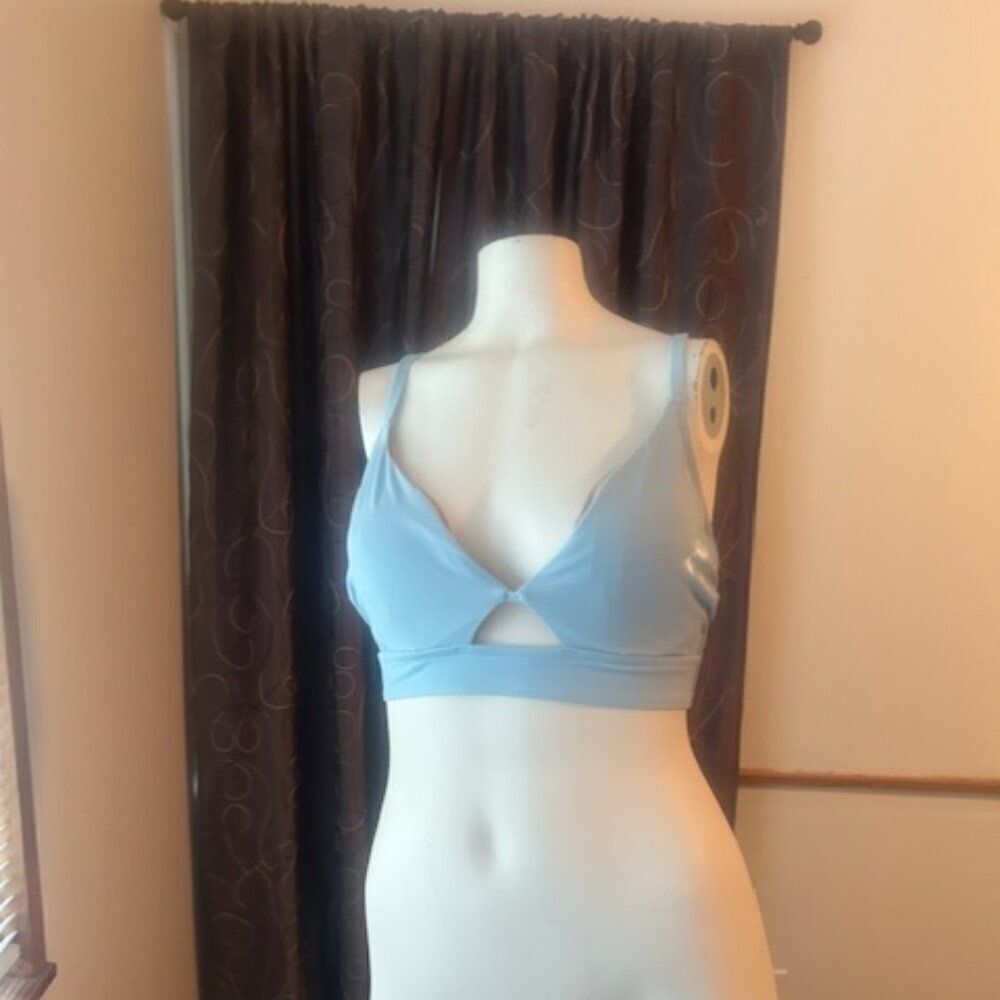 Shade Shore Light Blue Triangle Uderwire Bikini top, size 34DD